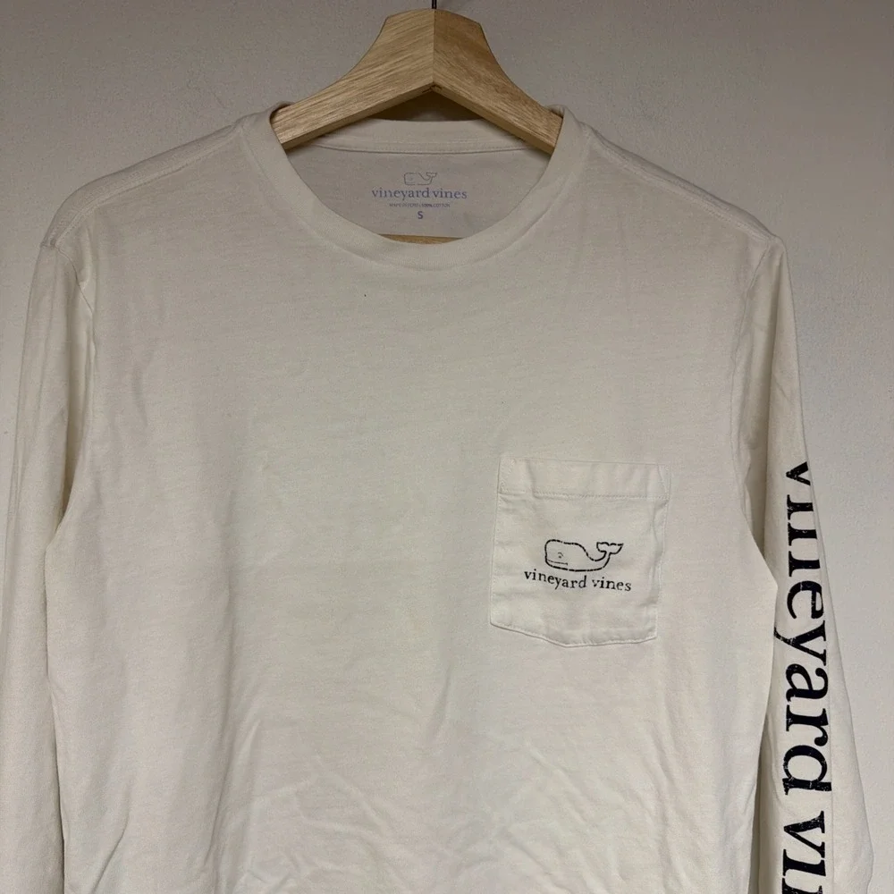Vineyard Vines T-shirt Size S Mens Vintage Whale Long Sleeve Pocket White